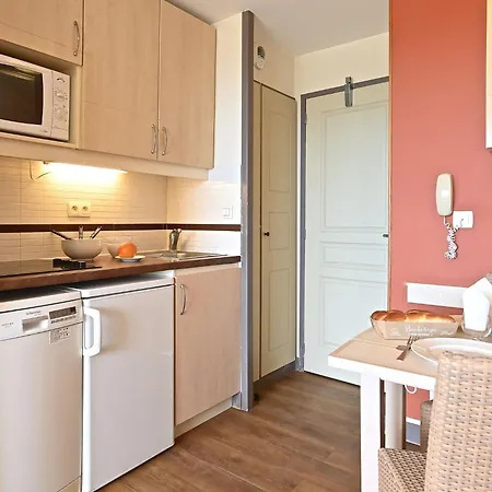 Village Cap Esterel - Le Village-76 By Interhome *