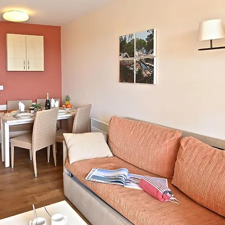 Apartment Village Cap Esterel - Le Village-76 By Interhome *