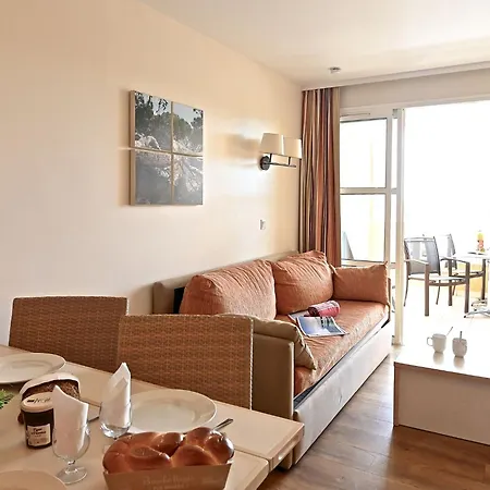 Appartement Le Village - B1 328 By Interhome