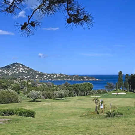 Village Cap Esterel - Le Village-76 By Interhome
